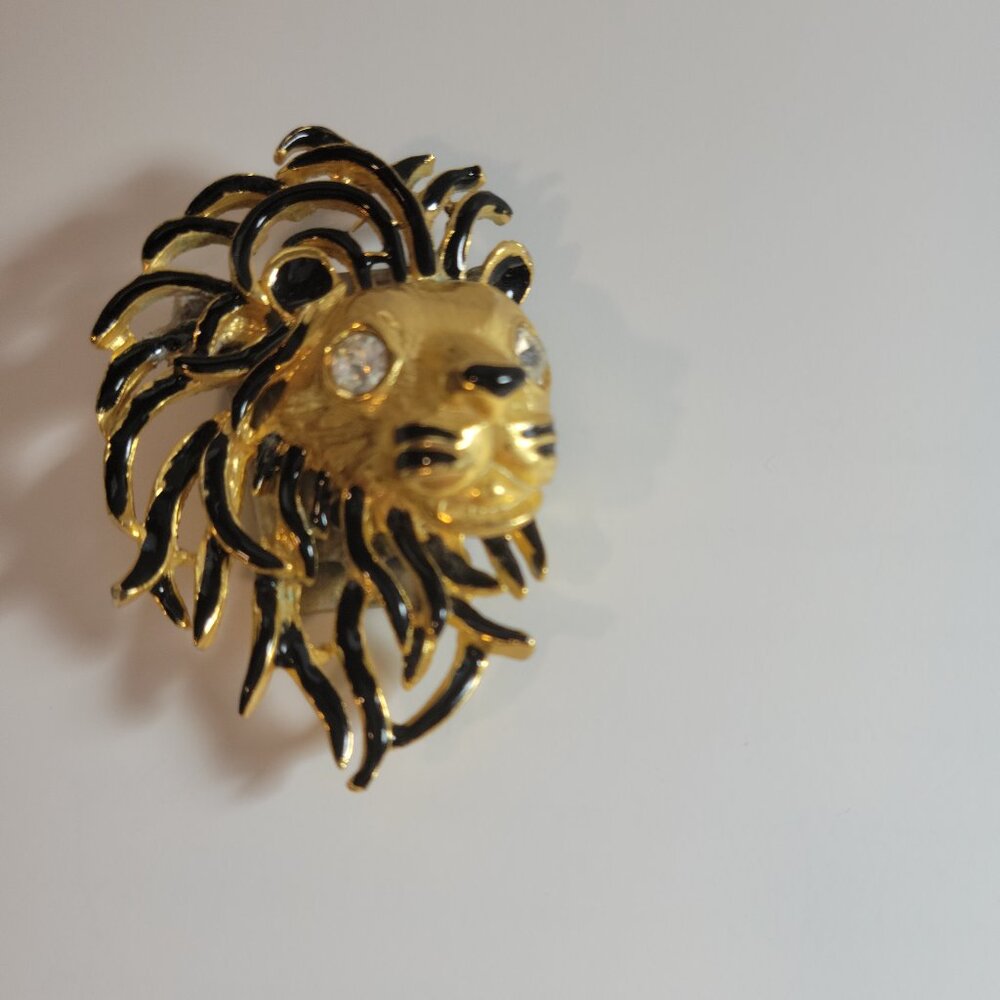 Bolo Tie Clip Lion Vintage 18k gold Plated and Black Enameled with Crystal eyes